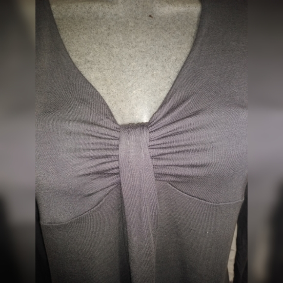 Gap maternity long sleeves gray blouse size M - Picture 3 of 9
